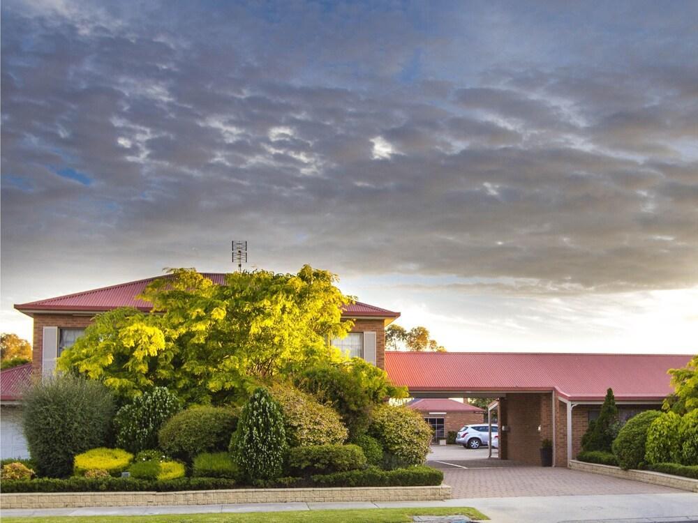 Colonial Motor Inn Bairnsdale Golden Chain Property Luaran gambar