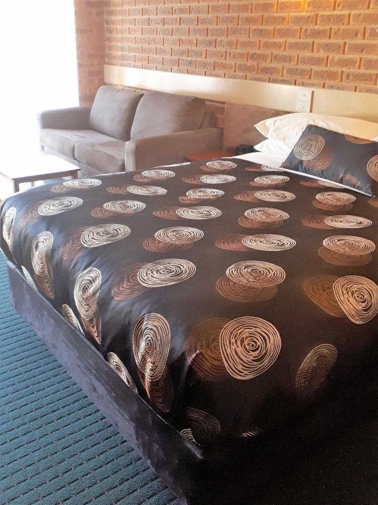 Colonial Motor Inn Bairnsdale Golden Chain Property Luaran gambar