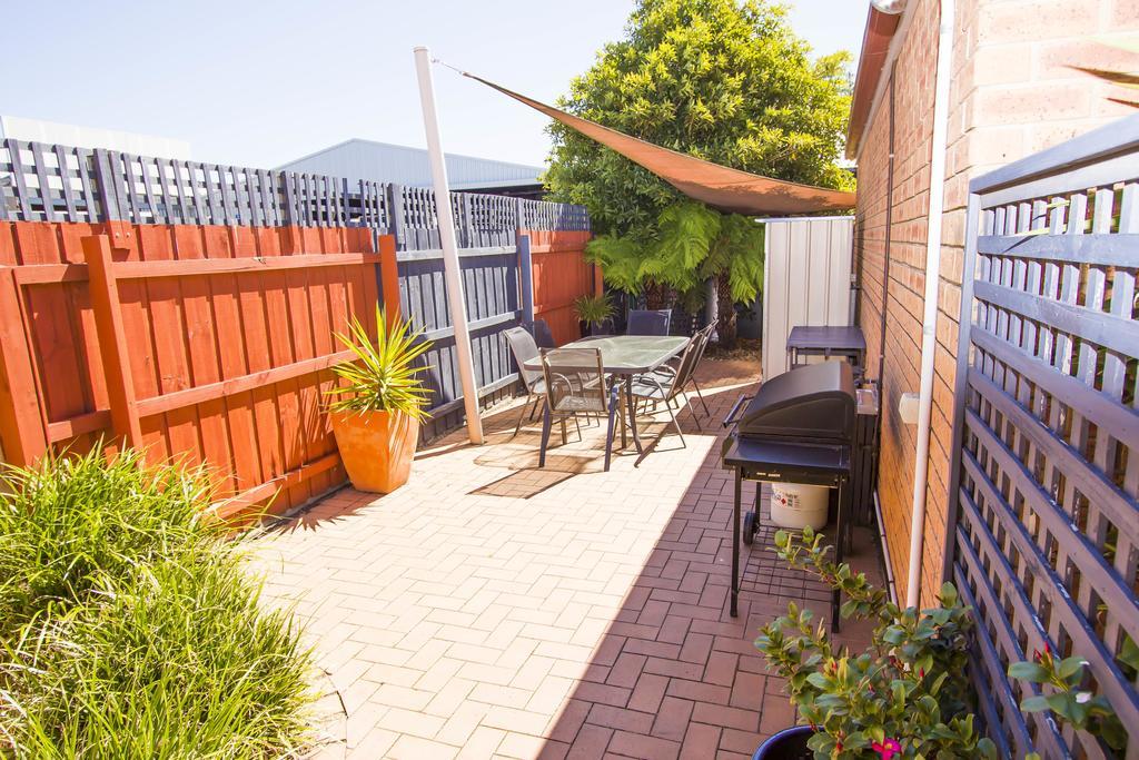Colonial Motor Inn Bairnsdale Golden Chain Property Luaran gambar
