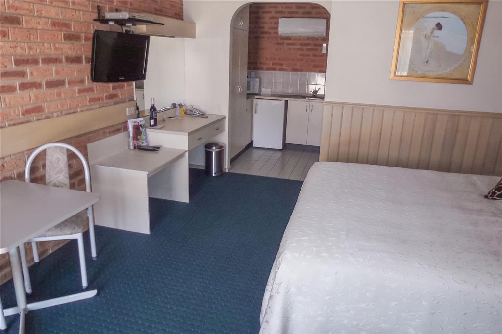 Colonial Motor Inn Bairnsdale Golden Chain Property Bilik gambar