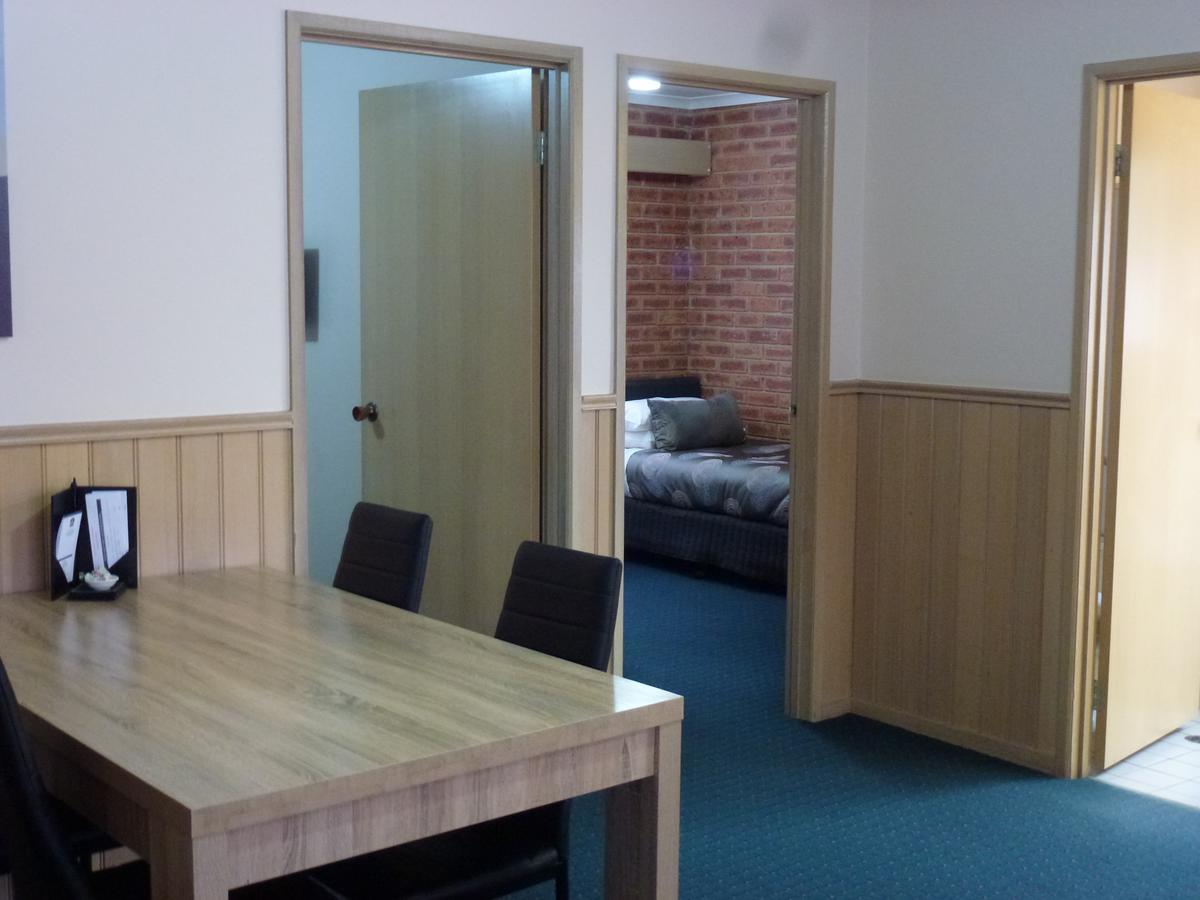 Colonial Motor Inn Bairnsdale Golden Chain Property Luaran gambar