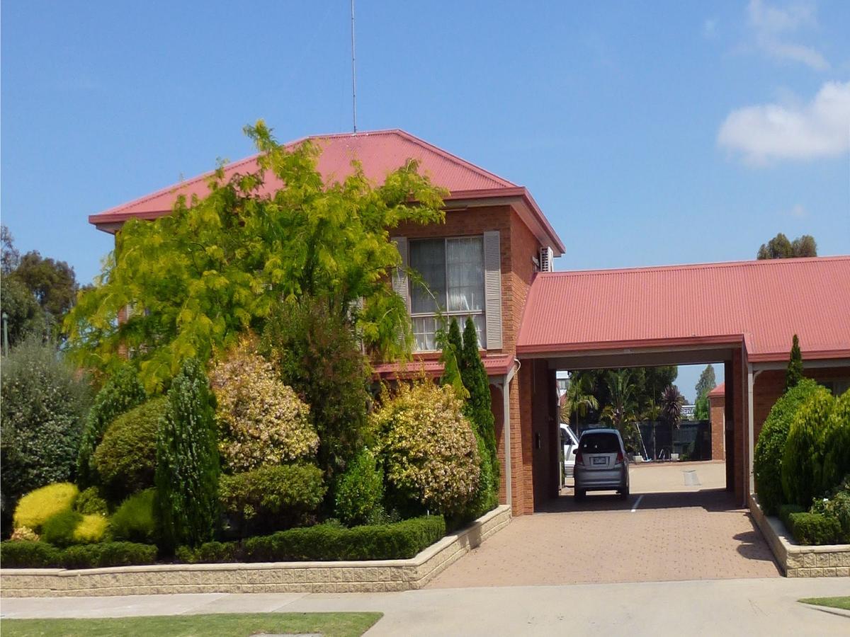 Colonial Motor Inn Bairnsdale Golden Chain Property Luaran gambar