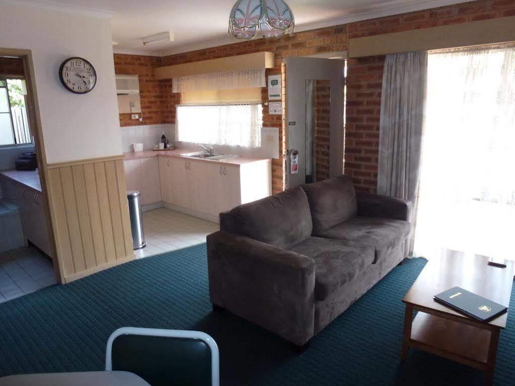 Colonial Motor Inn Bairnsdale Golden Chain Property Luaran gambar
