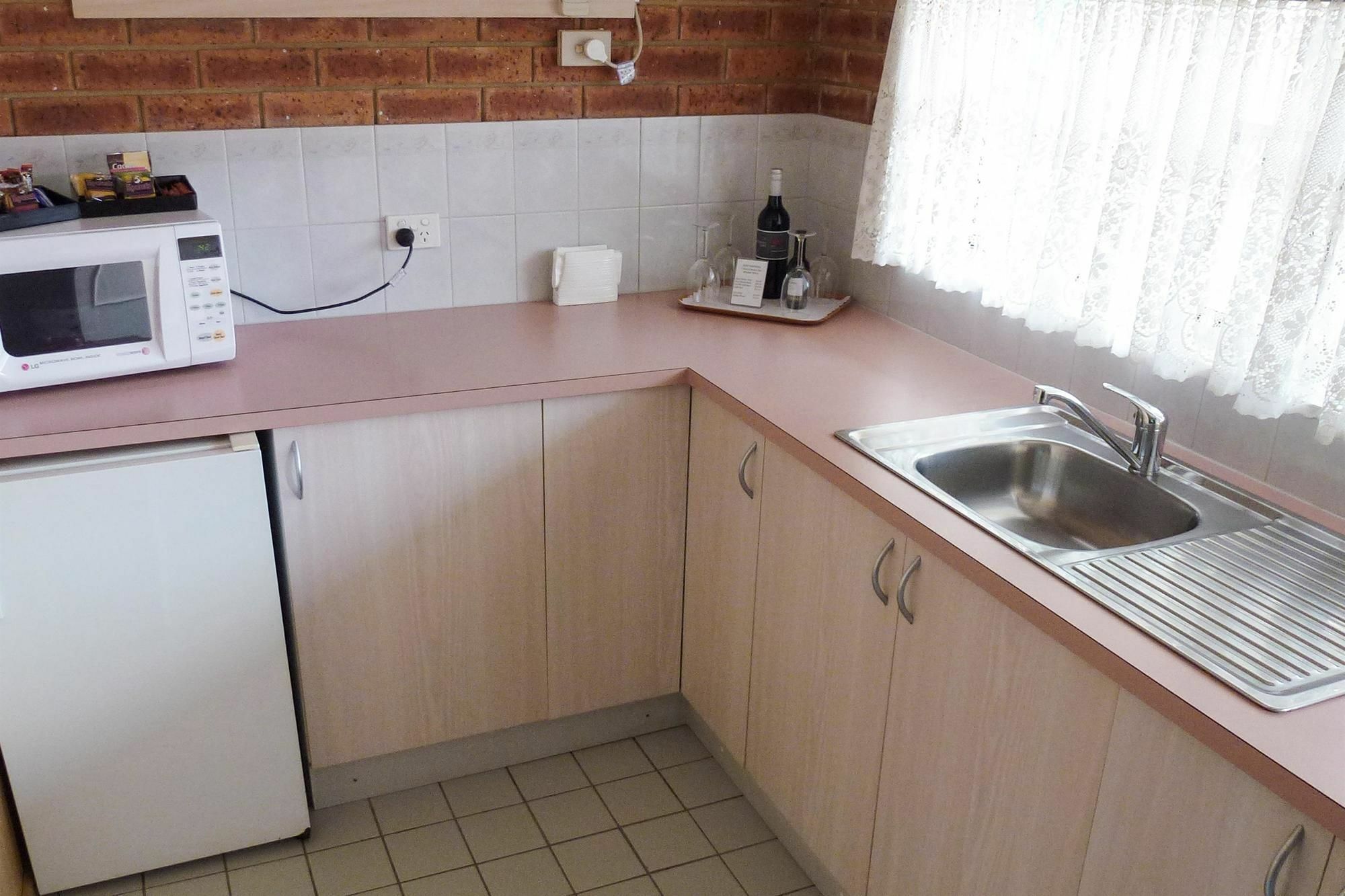 Colonial Motor Inn Bairnsdale Golden Chain Property Luaran gambar