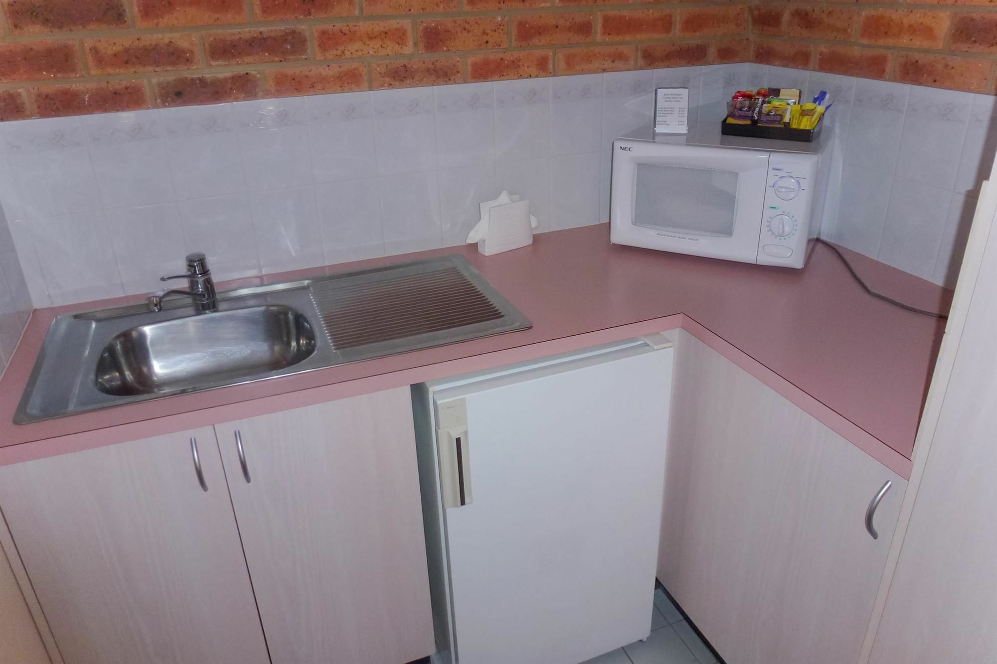 Colonial Motor Inn Bairnsdale Golden Chain Property Luaran gambar