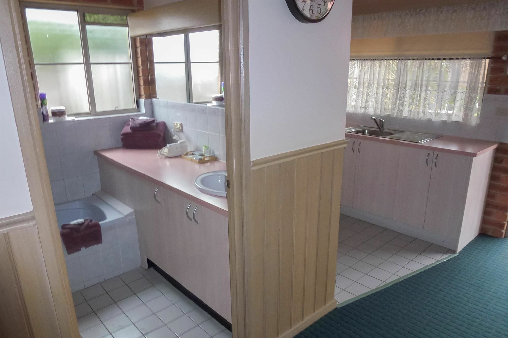 Colonial Motor Inn Bairnsdale Golden Chain Property Luaran gambar